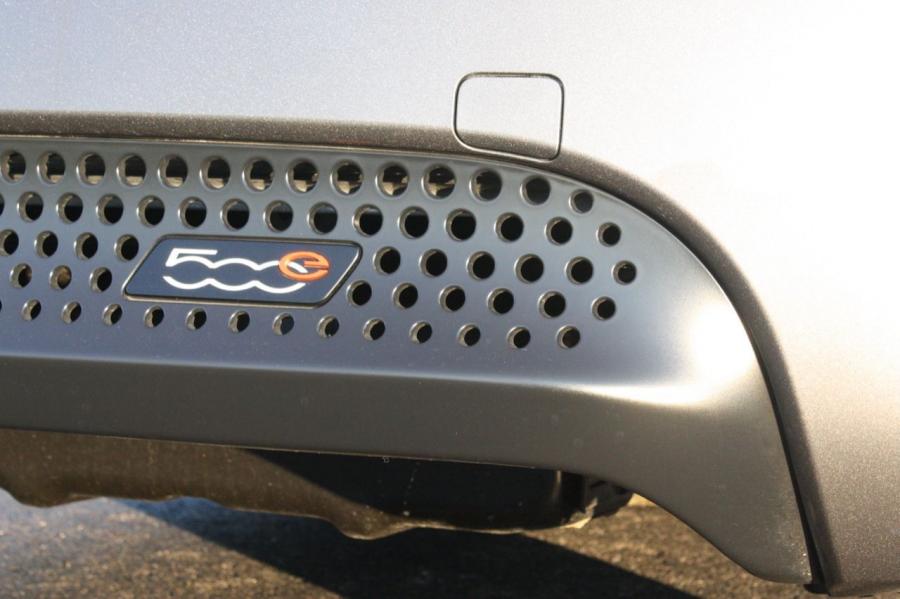  Fiat 500e 2013 года  (фото 113 из 141)